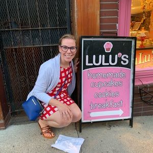 Meet your Posher, Lauren